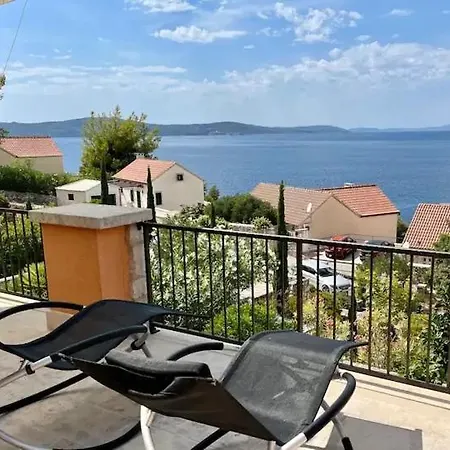 Asteroidea - Tiha Mala וילה סוטיבאן