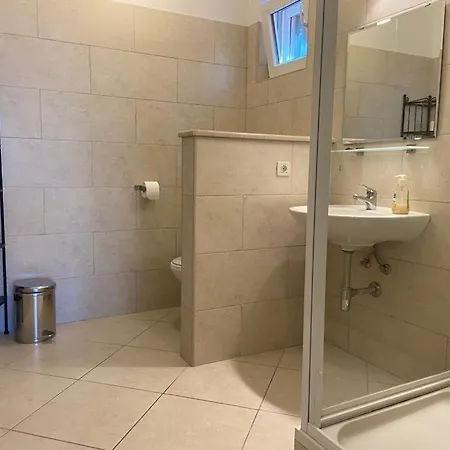 Asteroidea - Tiha Mala וילה סוטיבאן