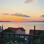 Villa Asteroidea - Tiha Mala *